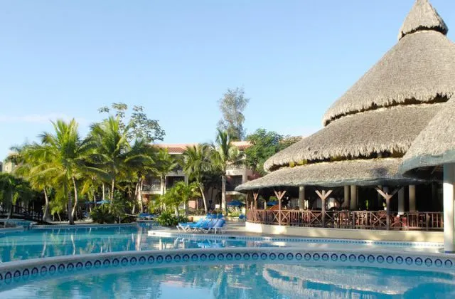 Hotel Be Live Hamaca Beach piscina